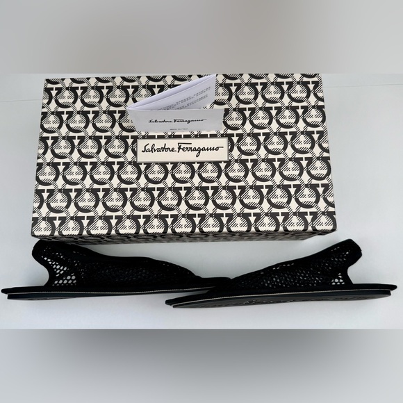 Salvatore Ferragamo Black Woven Slingback Sandal. Size 8.5 New in Box - Picture 2 of 13